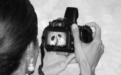 Scatto di una foto con stile reportage da matrimonio